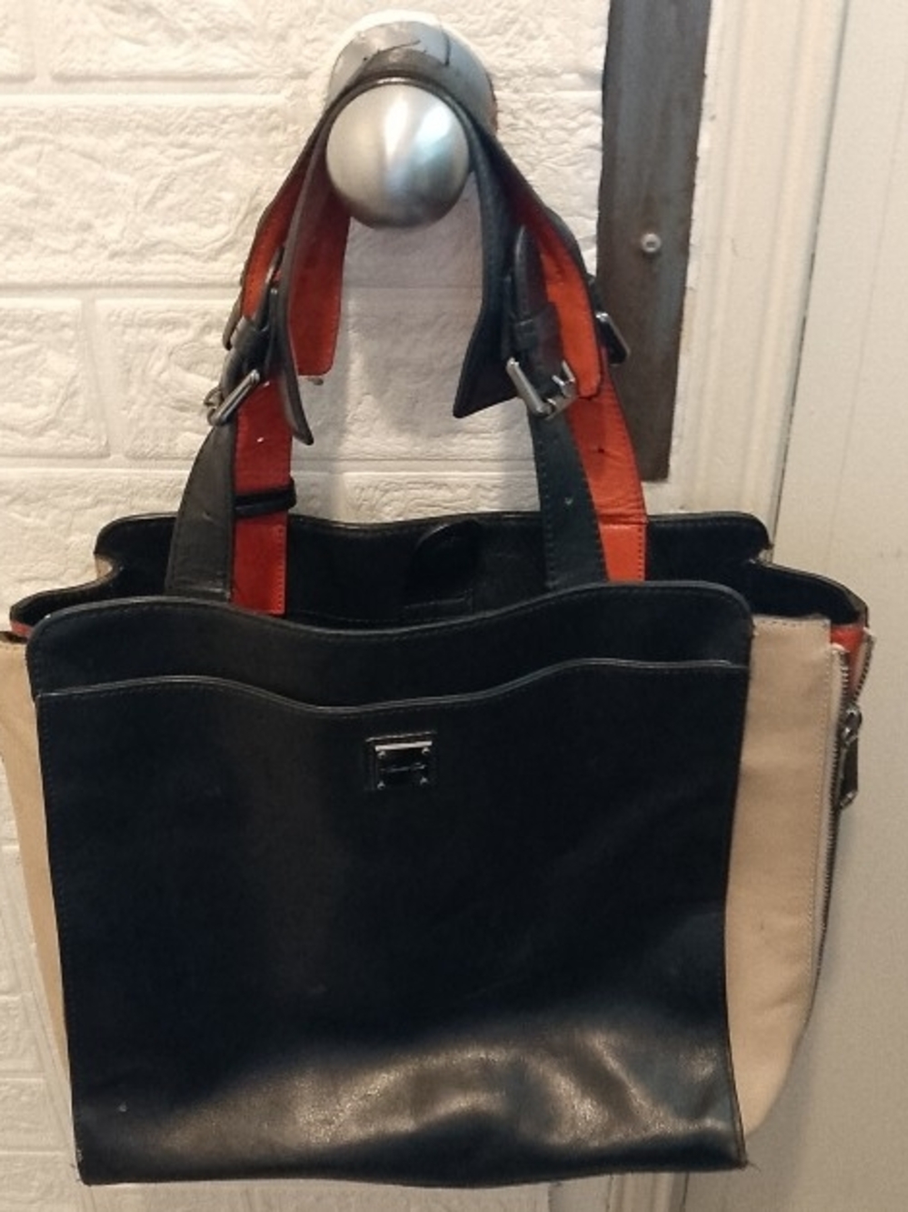 Kenneth Cole Tote in Black & Brown
